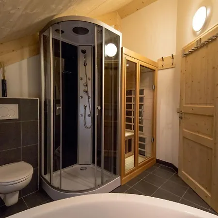 Sonneck Chalet Kreischberg בקתה סנט לורנזן אוב מוראו